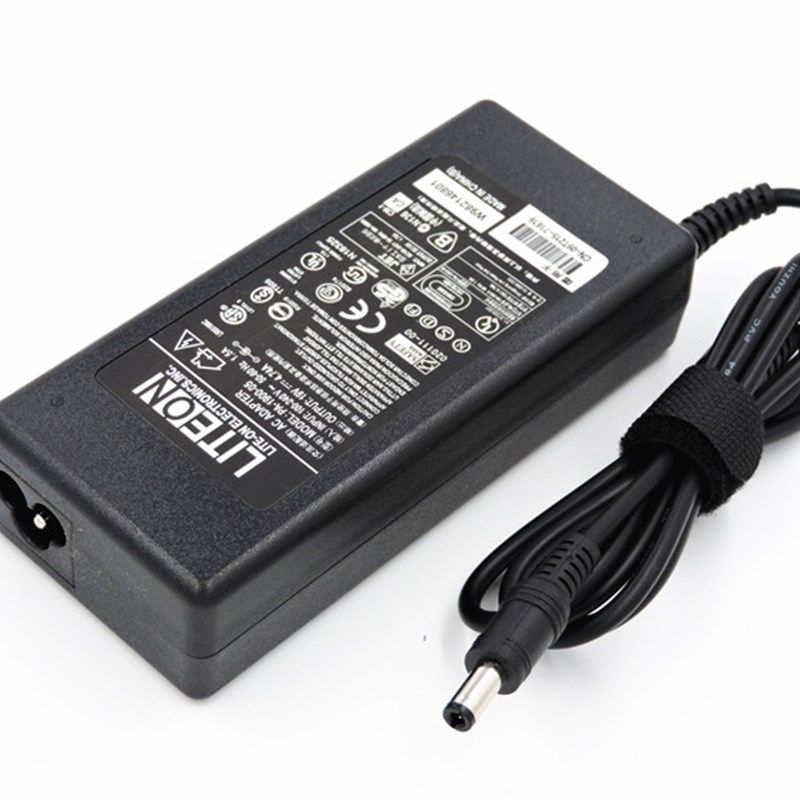 神舟战神K540D-i7D2 i5D2 A29D1笔记本电源适配器19V4.74A充电器