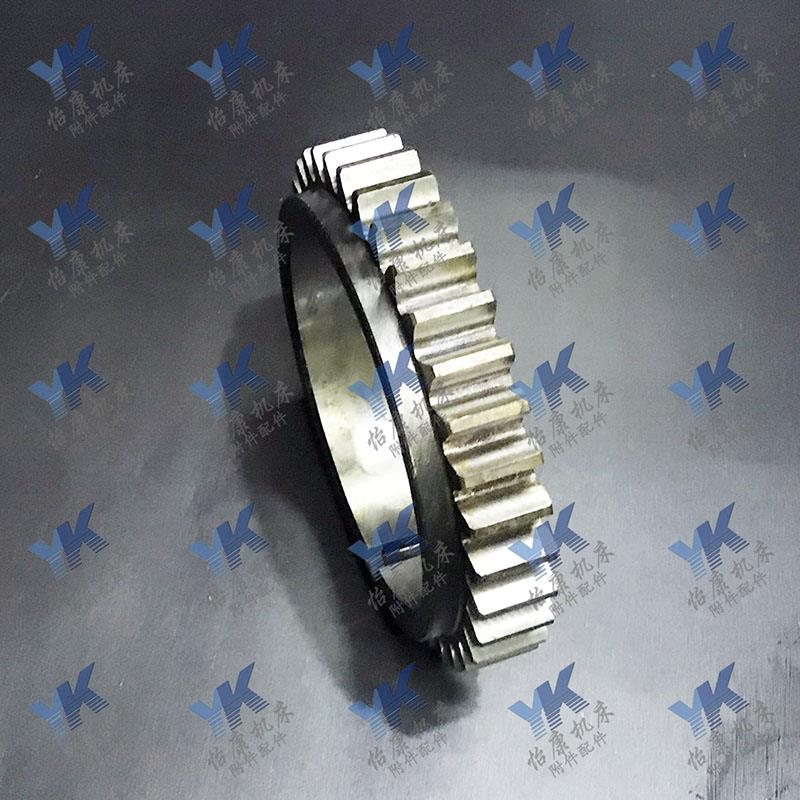 沈阳车床配件 CW61100 CW61125 溜板箱 齿轮 6036 Z35/孔95