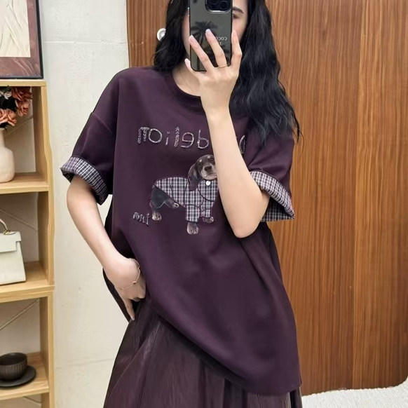 欧货重工烫钻贴补小狗短袖T恤
