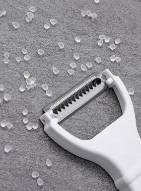 Durable Julienne Peeler Multifunctional Hanging Hole Design