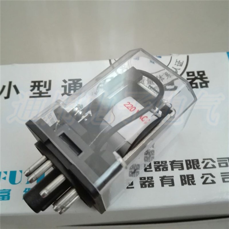 。FU0JI 小型通用继电器 JQX-1F 2Z(2C) 8脚