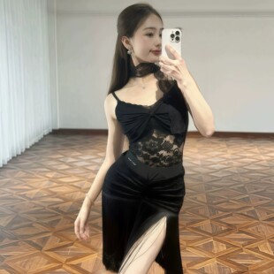 新款拉丁舞服新款黑白蕾丝拼接吊带包臀流苏裙套装专业演出表演服