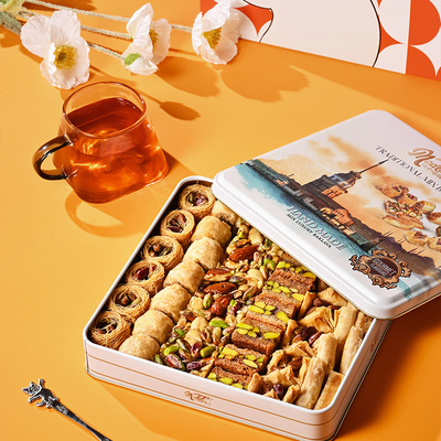 原装进口地中海猫铁盒装西式糕点