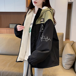 开春工装外套女春秋加绒加厚冲锋衣2025新款初中学生休闲风衣棉服