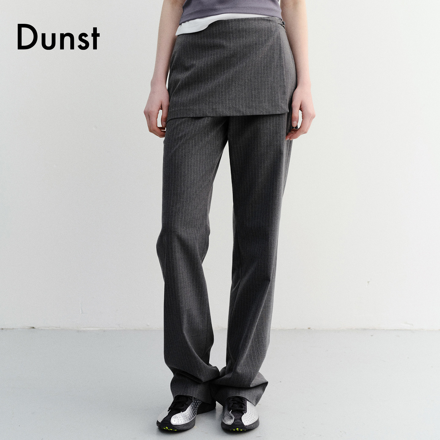 Dunst2026夏季新品女士西装裤百搭时尚短裙层叠式修身裤UDPA6B226