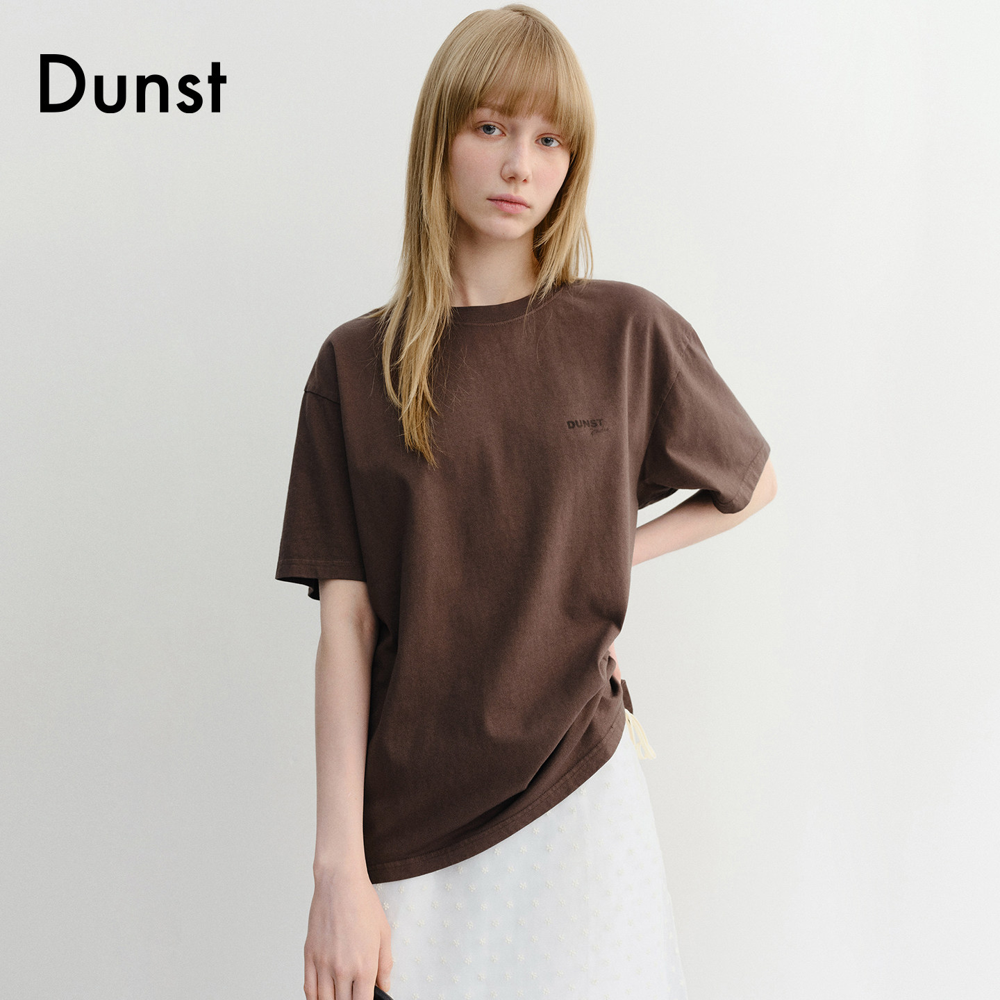 Dunst2026夏季新品中性成衣水洗简约logo圆领短袖T恤UDTS6B146