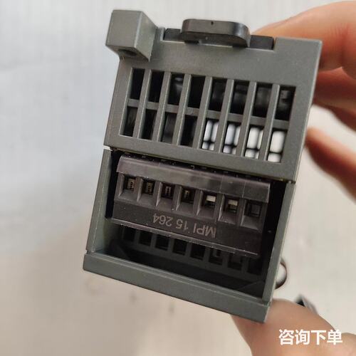 PLC模块 222-1BF22-0XA8 原装一共