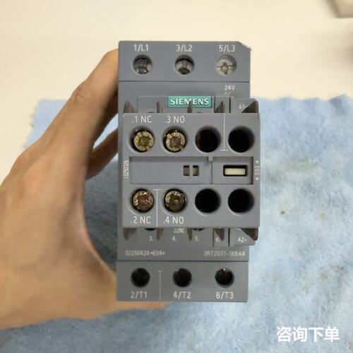 交流接触器 3RT2037-1KB44
