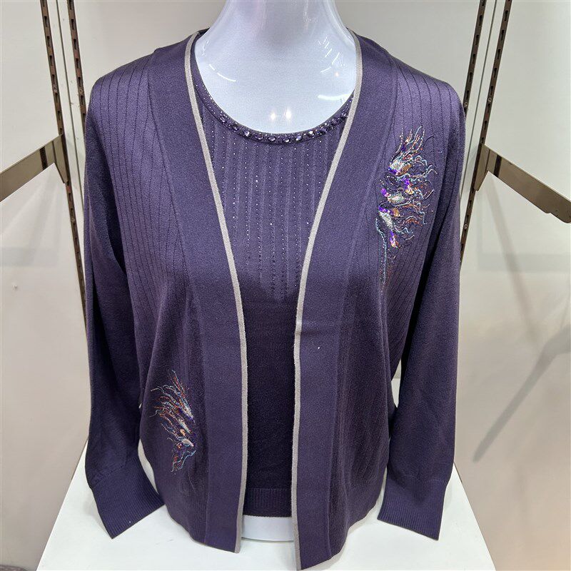 高贵针织衫两件套妈妈装绣花小衫套装中老年女装宽松大码外套薄款