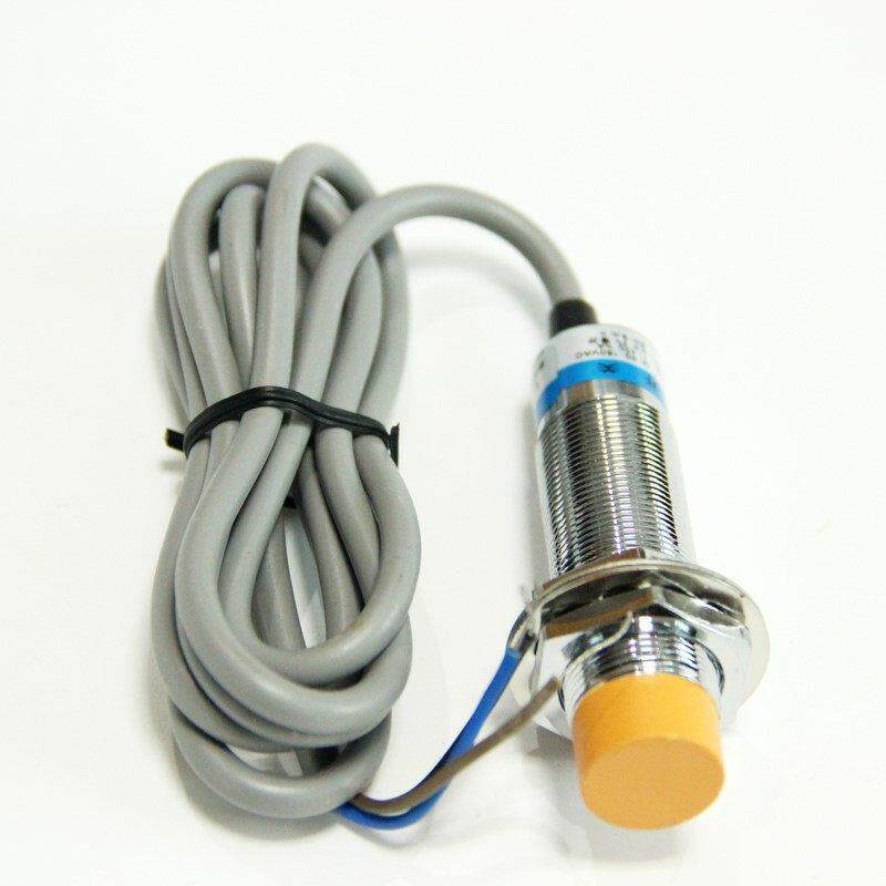 电容式接近开关LJC18A3-B-Z/BX水位感应器物料位移传感器直流24v