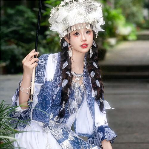 新款苗族服装苗疆蜡染少女套装旅拍抹胸少数民族舞台服饰表演