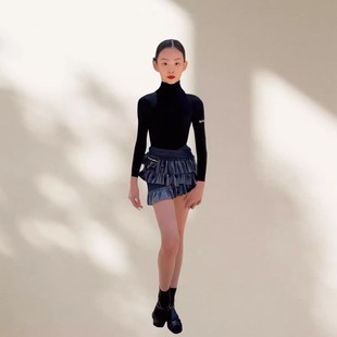 百搭高领上衣包臀裙分体套装 女童拉丁舞练习服长袖 新款 2026年冬季