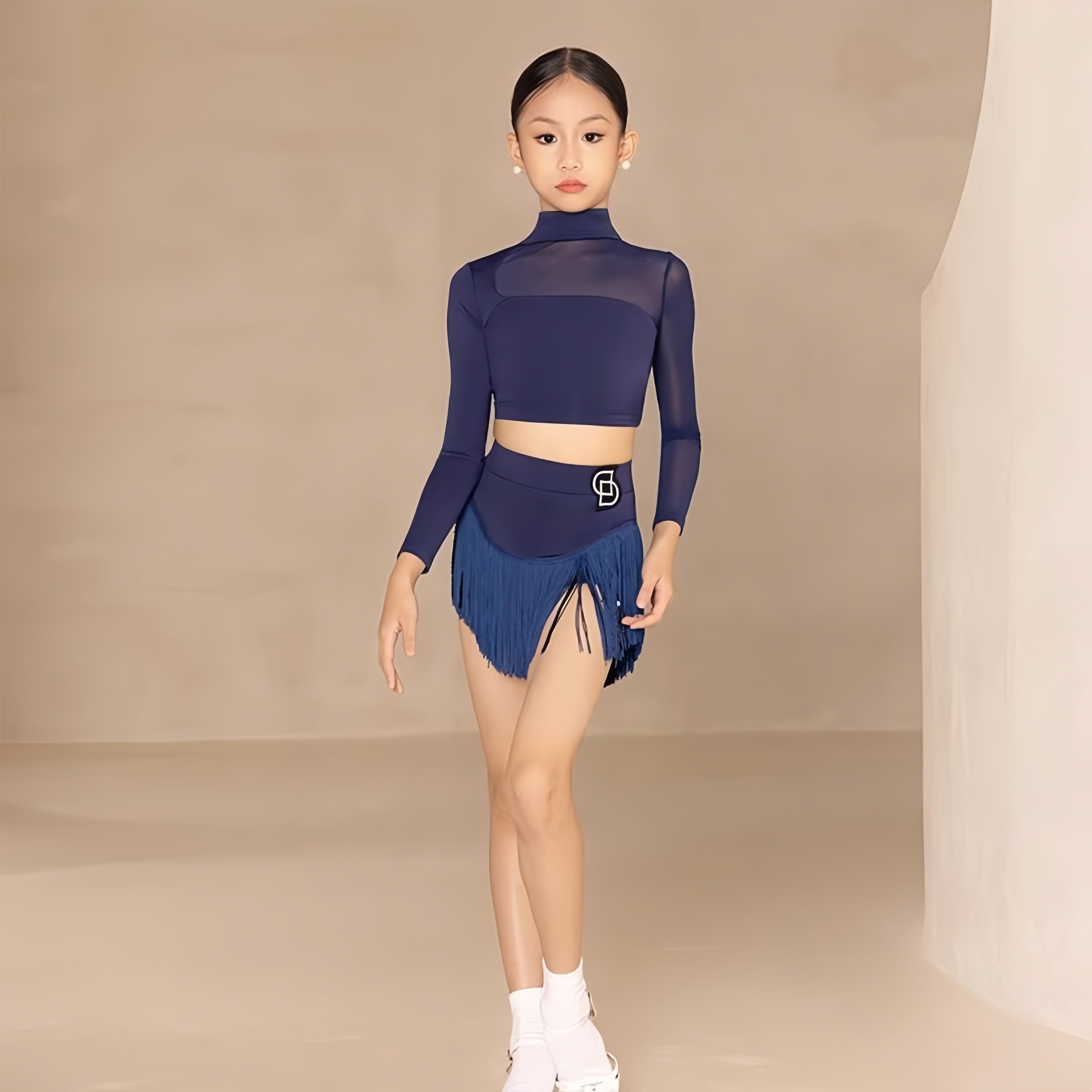 冬拉丁舞套装女童网纱流苏裙露背