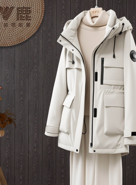 2025雅鹿官方新羽绒冲锋衣时尚连帽韩版外套女羽绒服YSX01Z14280