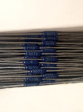 407K深蓝色1/4W 进口DALE发烧0.1%高精度金属膜电阻 可代406K408K