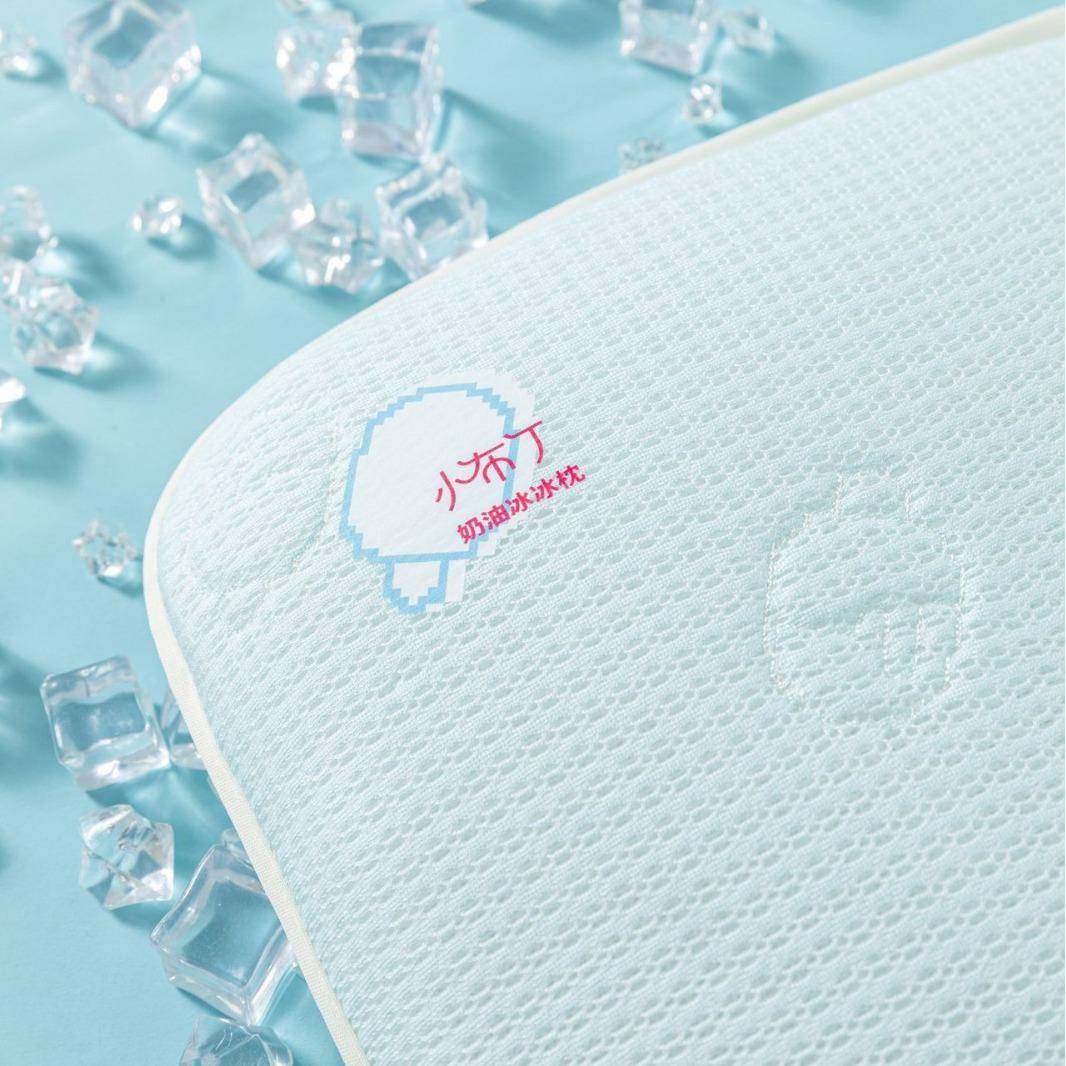 厂家直夏季销小布丁RII冰冰枕新款兰精天透凉感可水洗气枕头丝枕