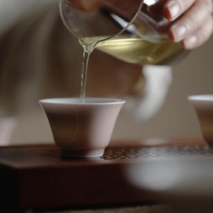 直销德化白瓷手工茶杯功夫茶具品茗杯白瓷薄胎主人杯单杯家用 新款