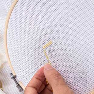 直销新款十字绣绣布14CT涤棉小格布乳白色白色高清格子布加厚十字