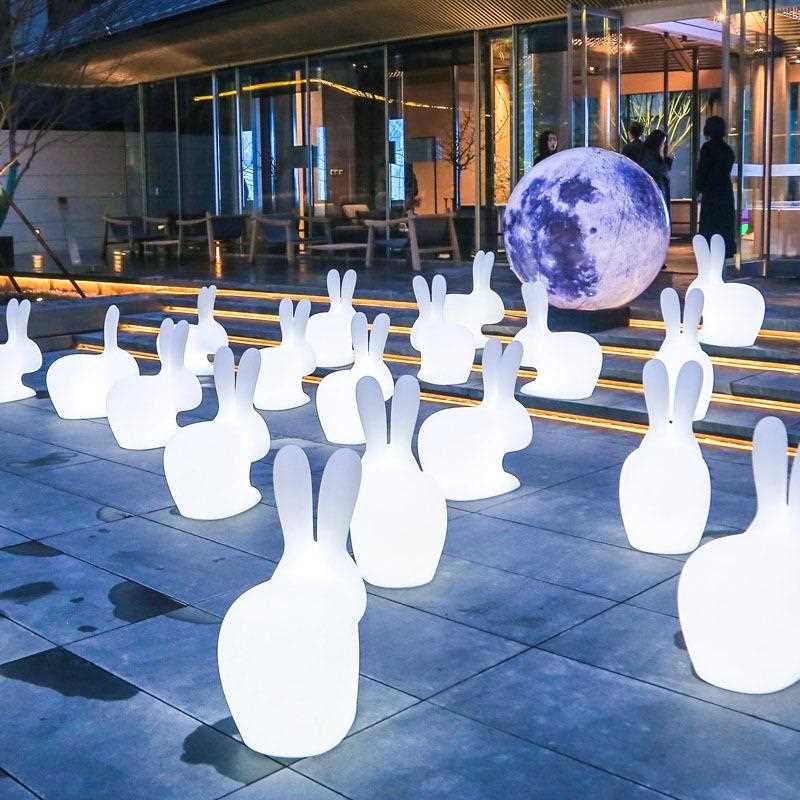 新款直销户外草坪灯小白兔景观灯别墅庭院发光灯现代简约装饰七彩