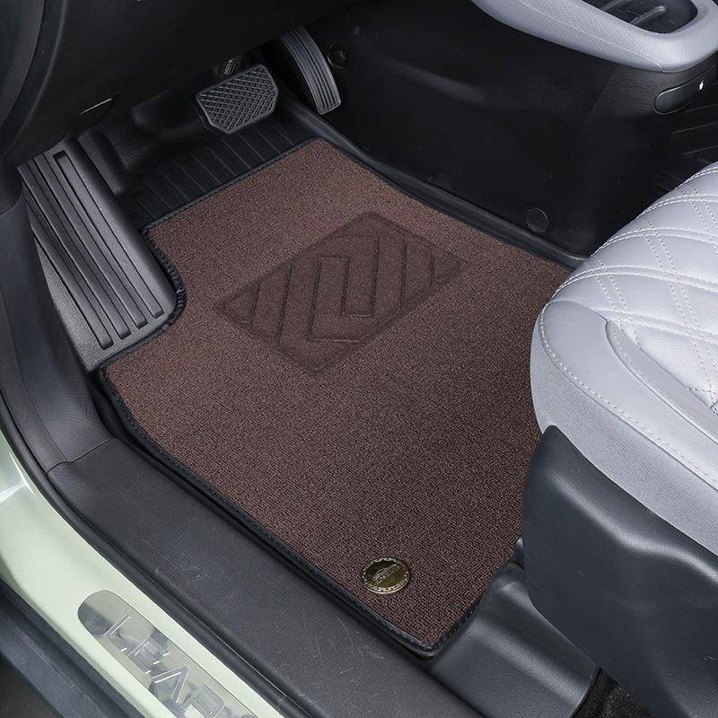 零跑03车682脚垫全包耐脏汽易清洗汽脚垫车内车改装防滑T脚垫现货