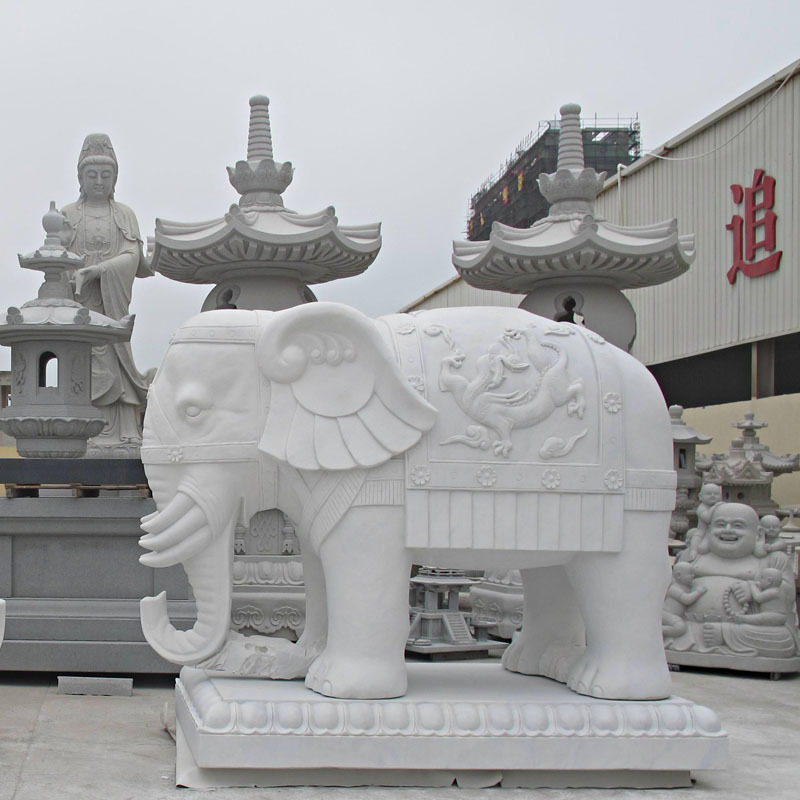 晚霞红石雕大象一对门口吸水