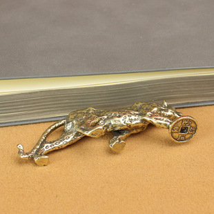 实心纯铜生肖铜钱小老虎挂件钱转运工艺品钥匙扣老虎踩摆件小招财