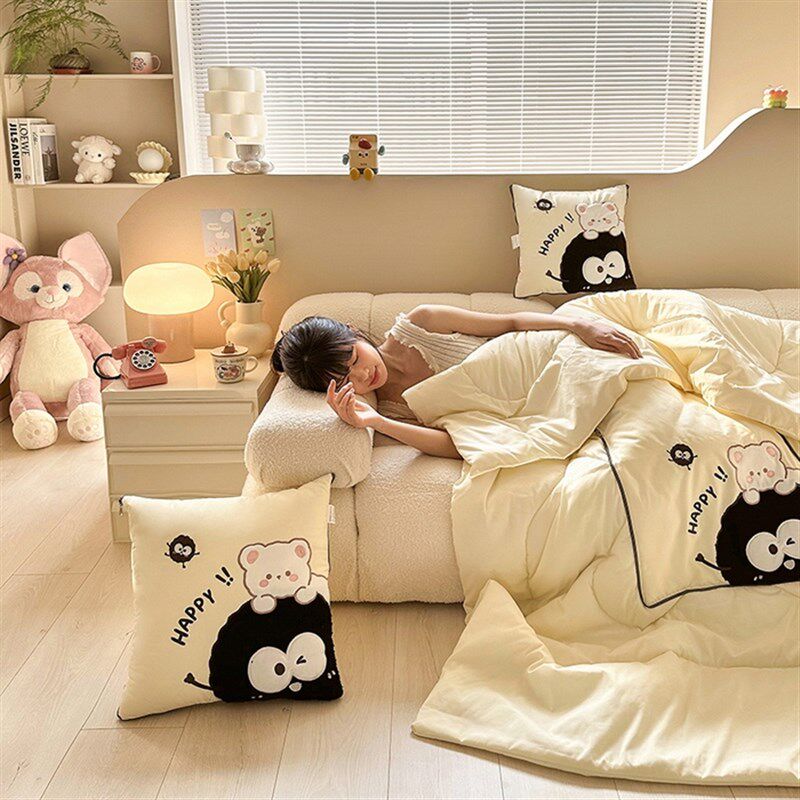 2024新款贴布绣抱枕被子两用沙发靠枕办公室靠垫午睡汽车床上夏被