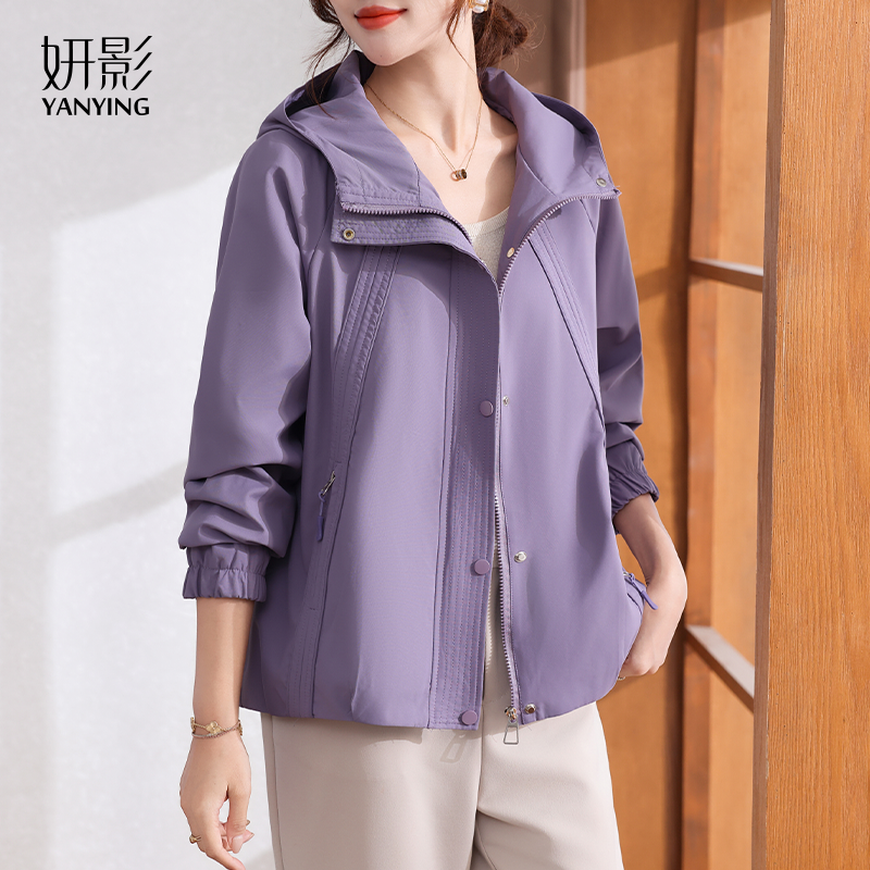妍影中老年女装2025新款50多岁妈妈洋气上衣妈妈衣服宽松外套秋季