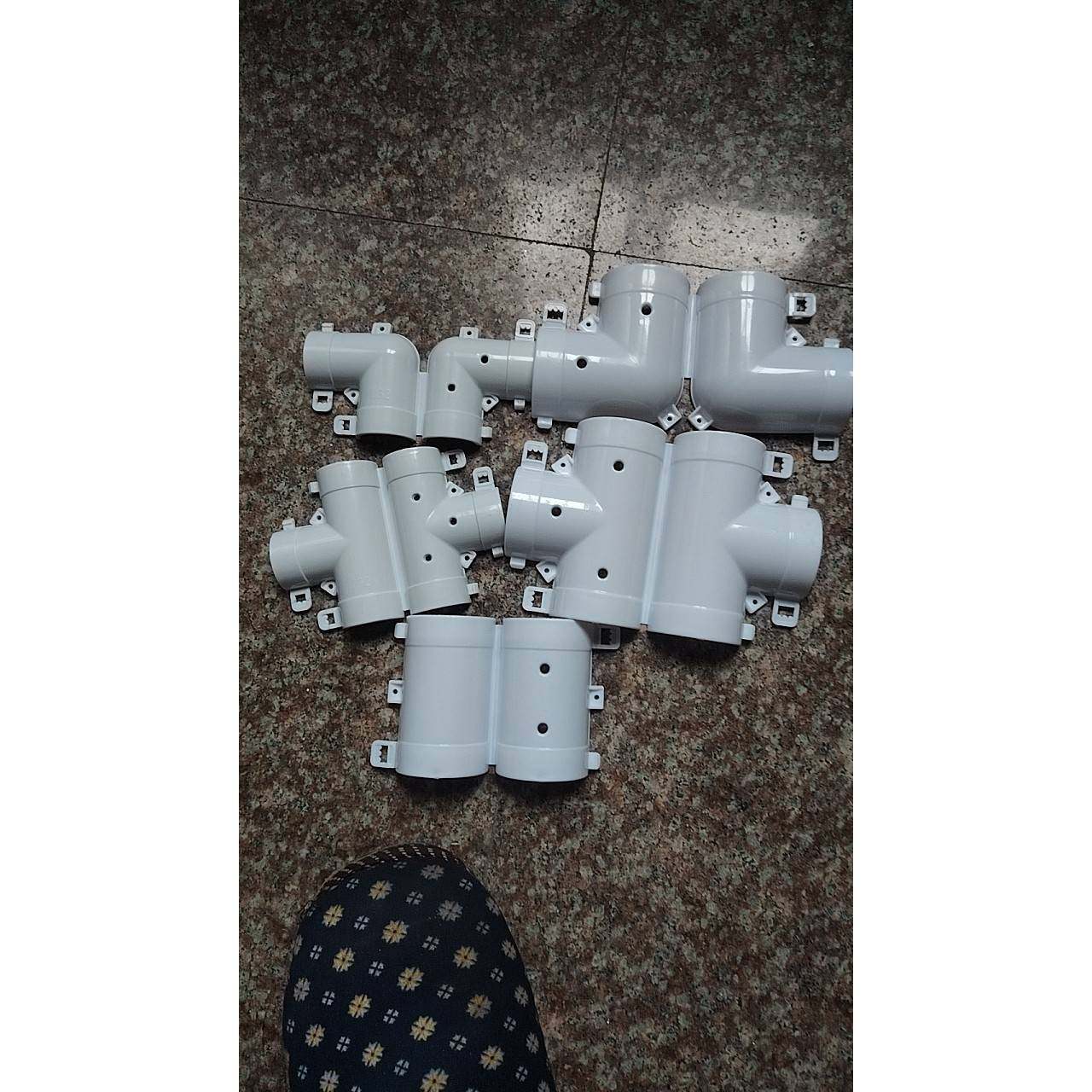 PPR保温管接头90PVC外壳保护套管90直接弯头三通卡扣110连接配件