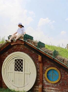 网红打卡霍比特小屋装饰摆件户外商场公园步行街露营地背景墙雕塑