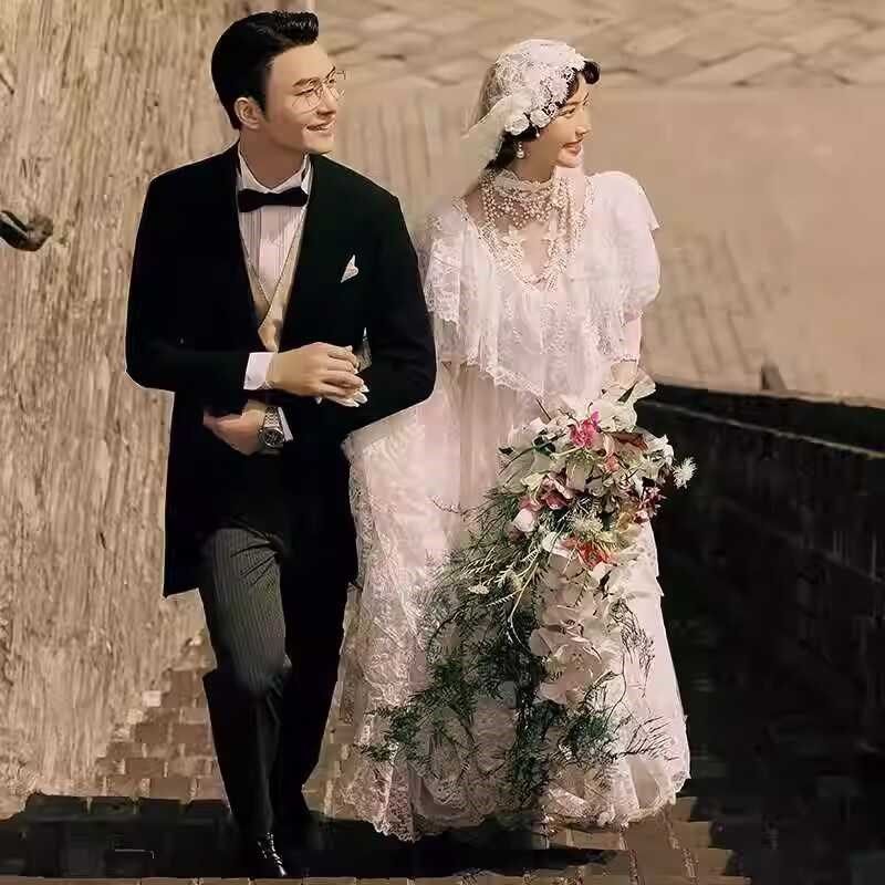 影楼主题新款复古中式园林民国风蕾丝拖尾年代感古董摄影拍照婚纱