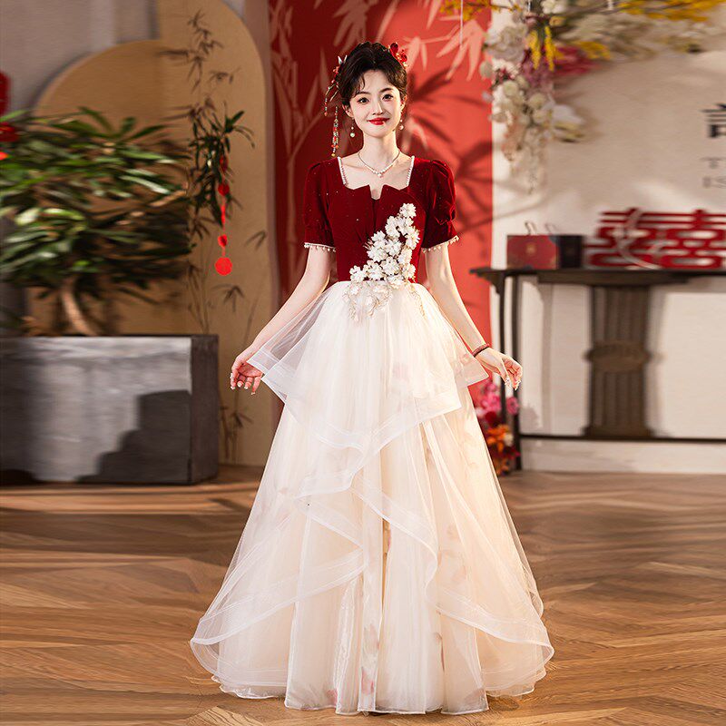 大码敬酒服新娘2025新款轻奢小众订婚晚礼服裙高端结婚宴会高级感