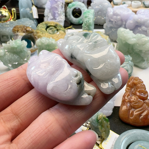 送证书天然翡翠A货趴趴猫一对