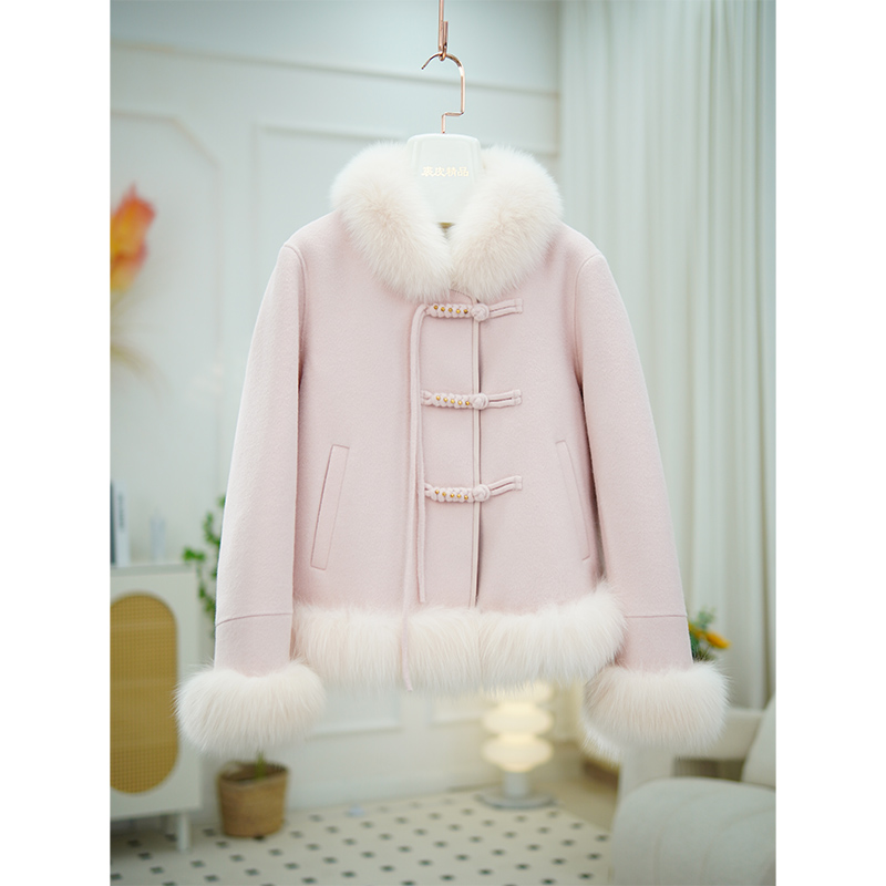 2025秋冬新款羊毛呢狐狸毛中国风皮草外套鹅绒内胆短款大衣B325