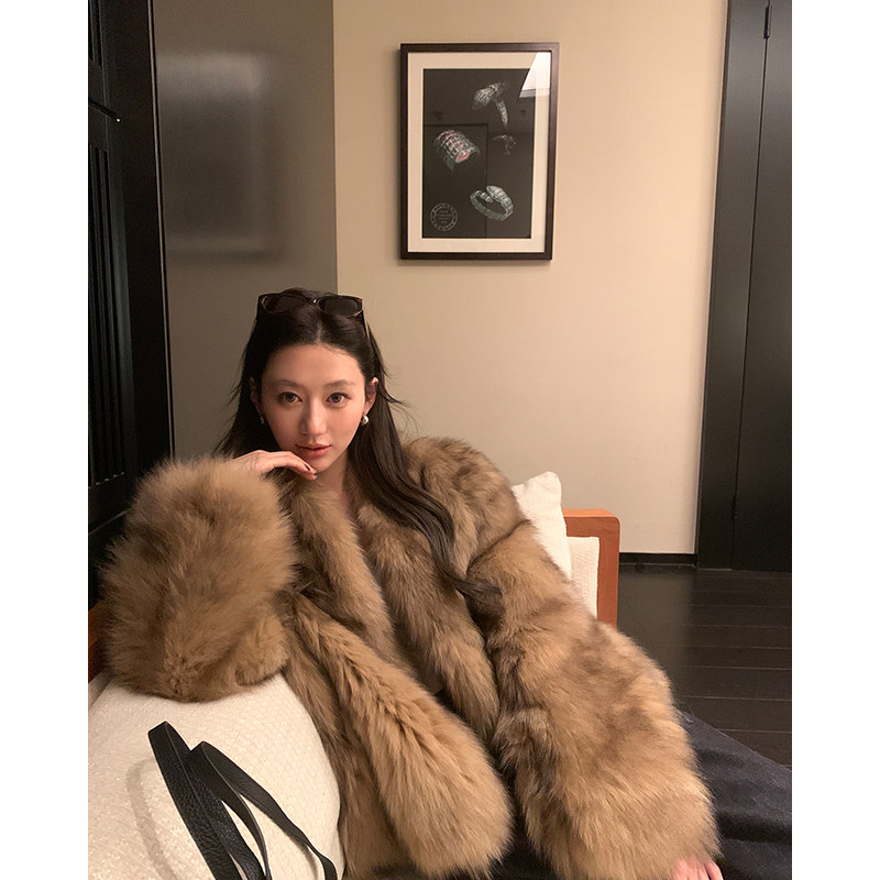 2025狐狸毛皮草外套女短款秋冬年轻款毛毛衣服女B2206,女装/女士精品,皮草,淘宝优惠券,粉丝福利购,淘宝优惠卷