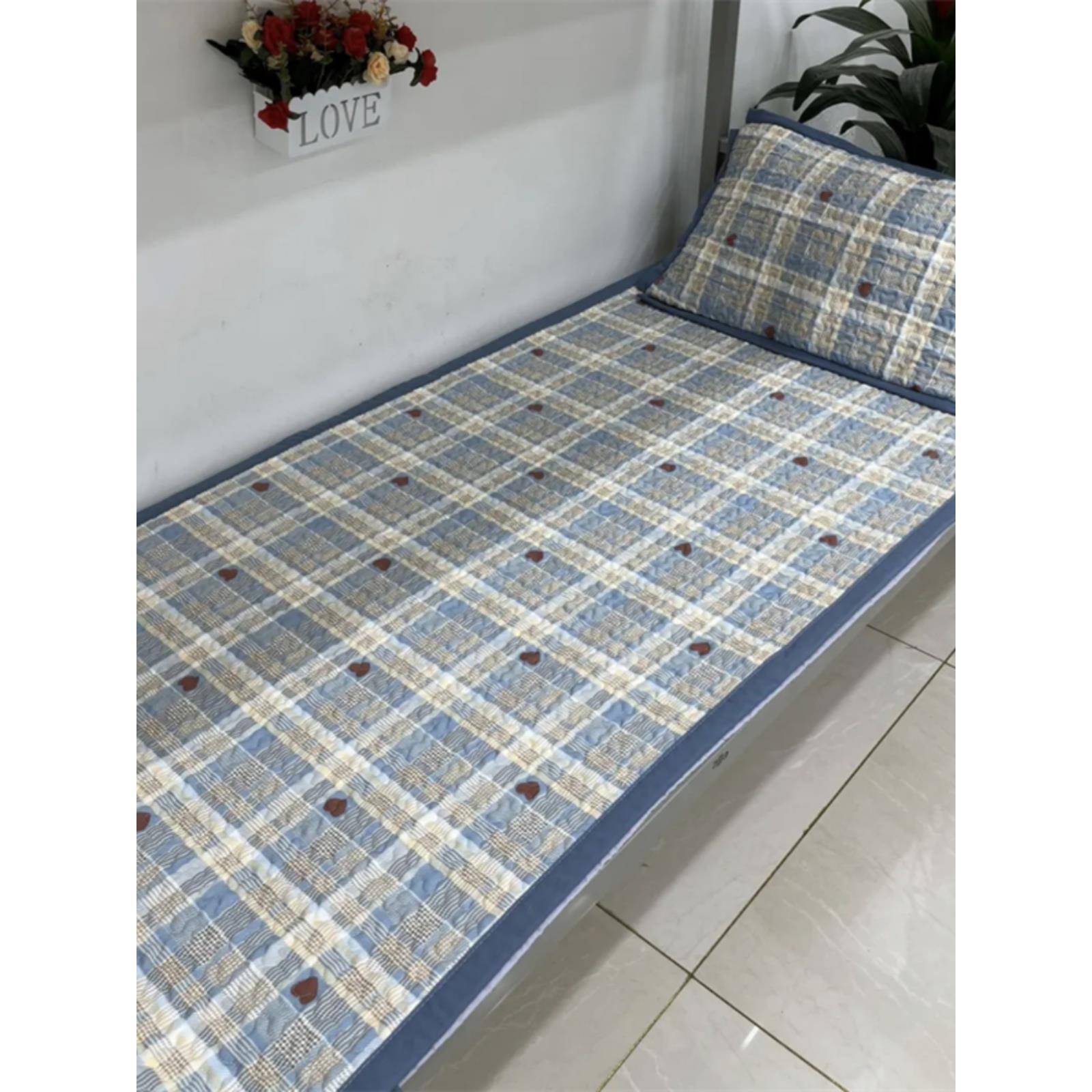 四季款学生宿舍单人床盖单件防滑加厚床单双面可用简约夹棉沙发垫