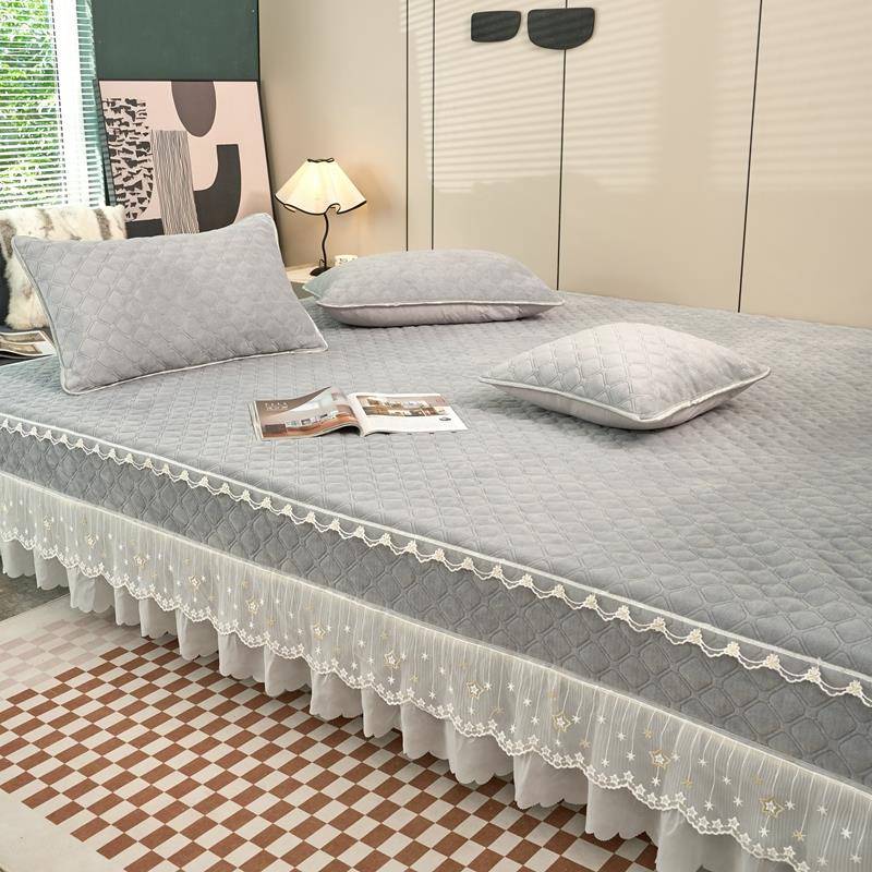 2025新款加厚牛奶绒床盖榻榻米的床单冬季加厚夹棉防滑大炕盖定制