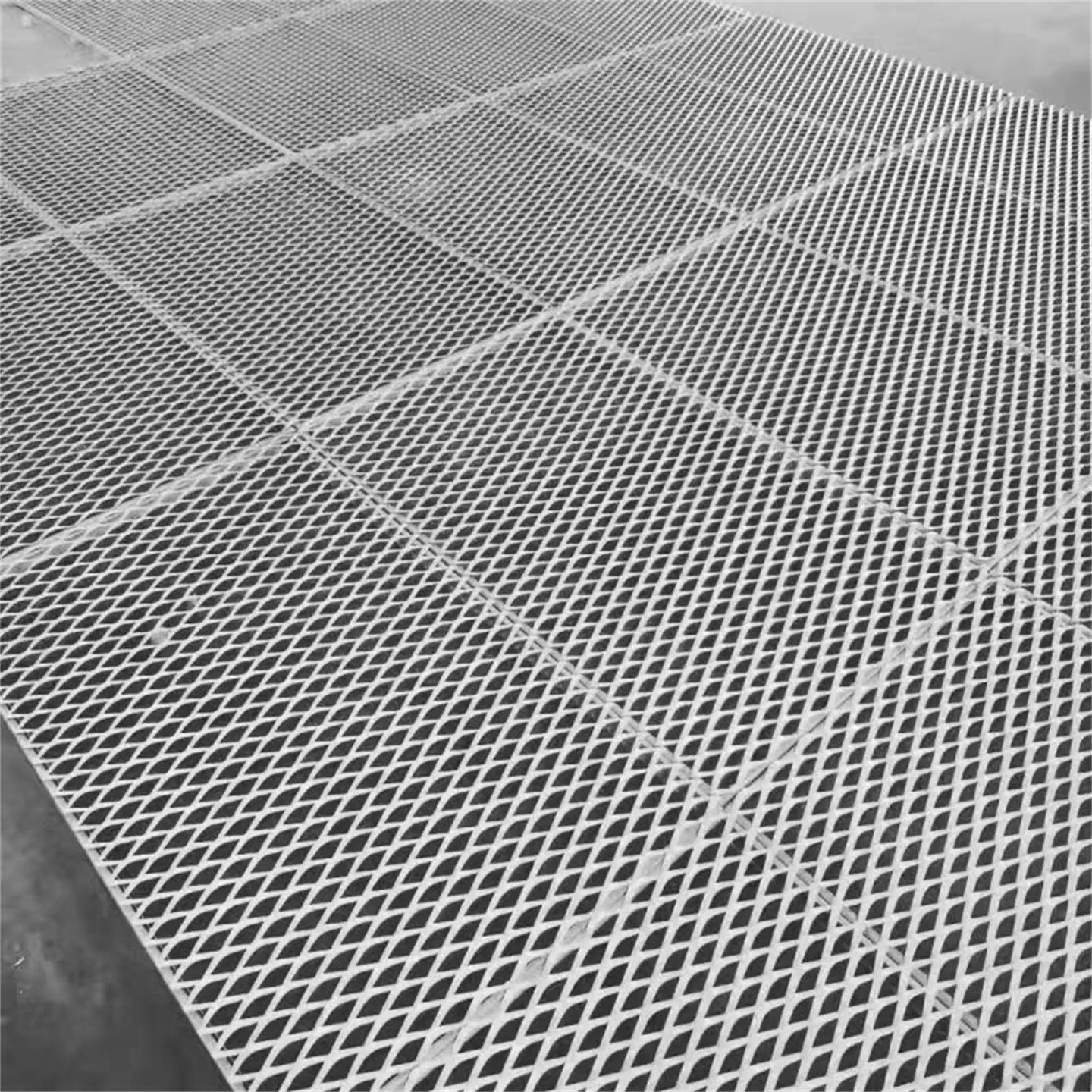 铝合金拉伸铝网菱形孔白色铝网板吊顶学校走廊过道办公室外墙装饰