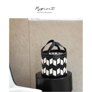 黑白拼色手工编织头层马鞍皮收纳篮收纳筐多用水桶包户外手提篮