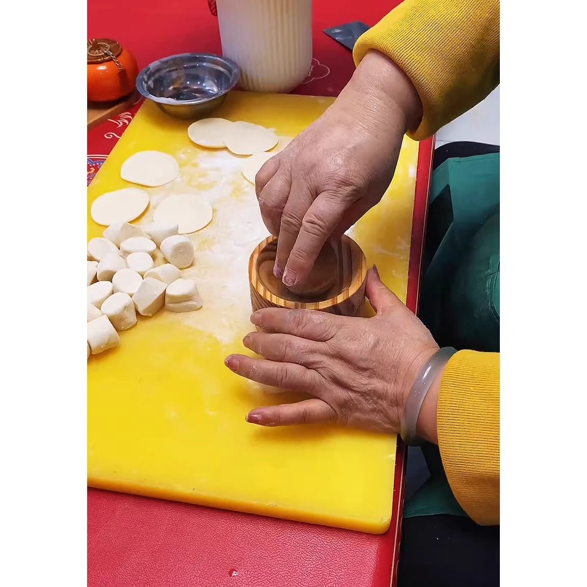 饺子皮压皮器糍粑包子饺子皮家用神器清明雪媚娘胶皮模具网红款