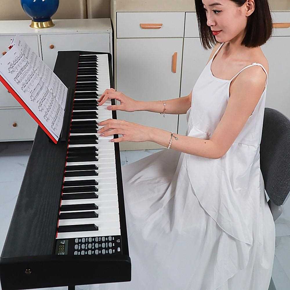 新款直销88键重锤智能立式钢琴多功能电子钢琴木质专业数码钢琴家