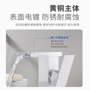 卫 新款 直销佰亿仑瀑布水龙头 铜LED面盆水龙头 冷暖洗脸盆水龙头