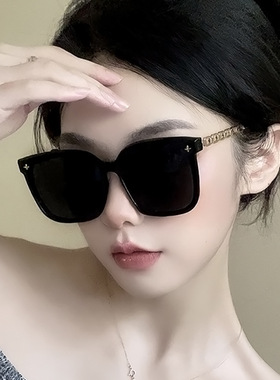 时尚街拍墨镜女款黑色高级感ins风太阳镜显瘦个性防晒太阳眼镜框