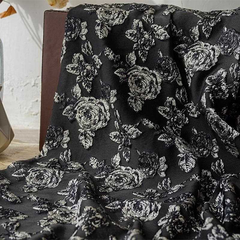 直销新款新款色织浮雕银黑绣线风色织提花面料涤纶软垂女装箱包鞋