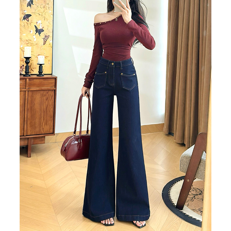 乔栈丹宁蓝设计感微喇牛仔裤女秋冬新款高腰显瘦加绒氛围感穿搭