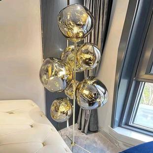 后现代客厅沙发熔岩落地灯轻奢极简熔岩卧室氛围高级感沙发立式灯