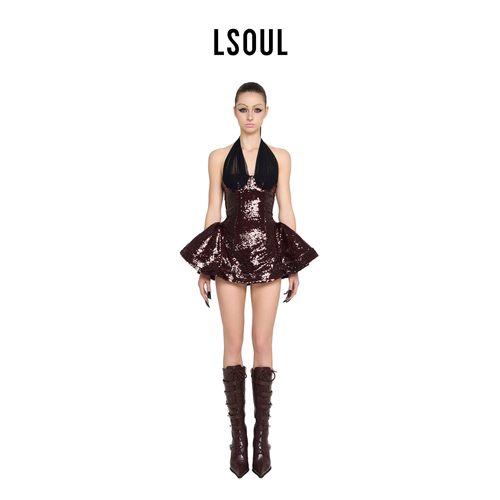 【王霏霏同款】LSOUL 酒红色挂脖式亮片连衣裙不规则裙摆A字裙