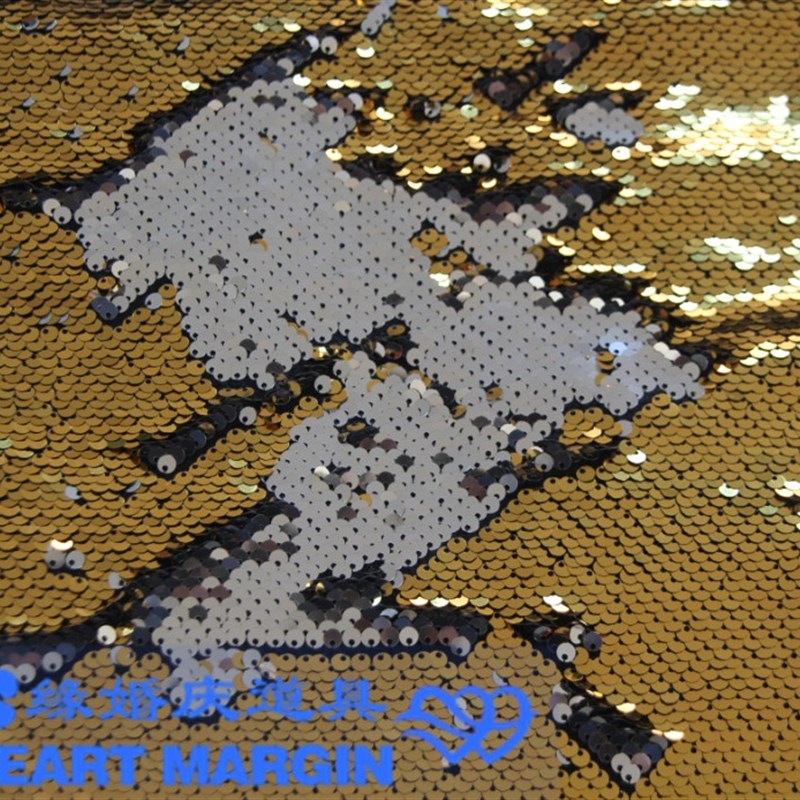 商场装修涂鸦网红拍照打卡背景布置墙鱼鳞翻面珠片装饰布双色