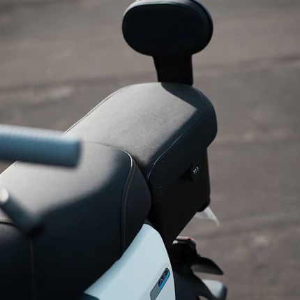 适用九号电动车A2z35c/a2z4090后备箱坐垫尾箱储物载人后座一体座