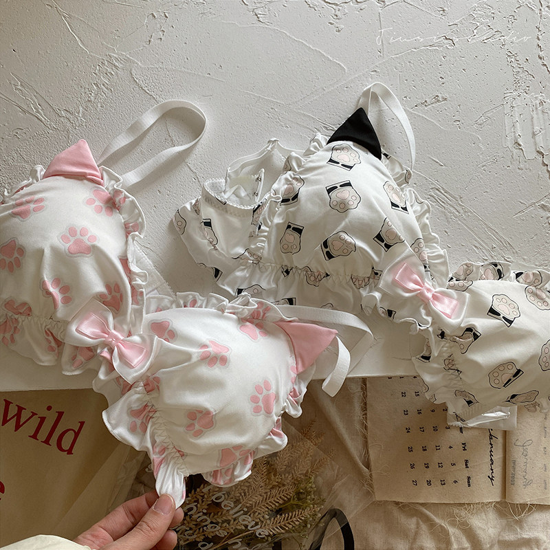 软萌小猫咪呀~日系萝莉少女内衣猫爪牛奶丝无钢圈三角杯文胸套装